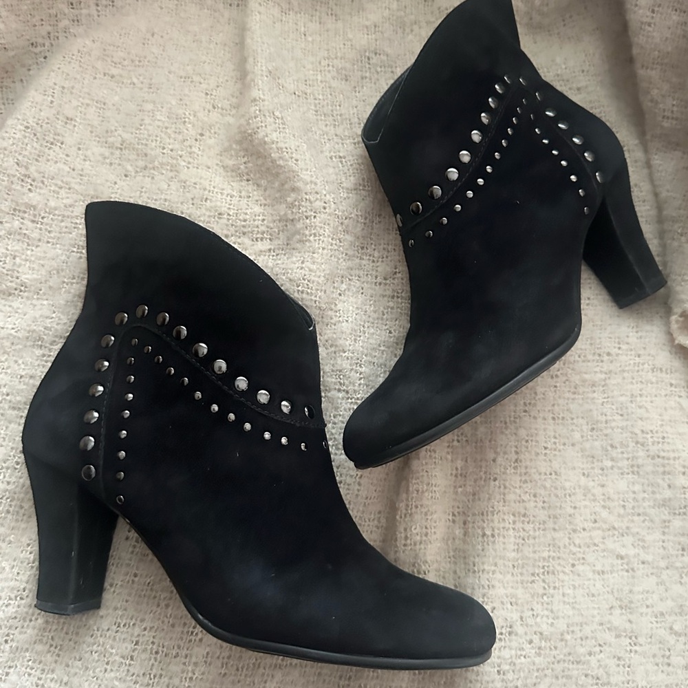Aeresoles Black Suede Ankle Boots with Studded Detail 6.5
